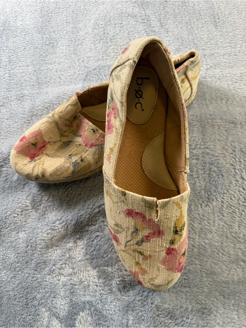 boc Floral Canvas Slip-On Flats in Beige and Pink